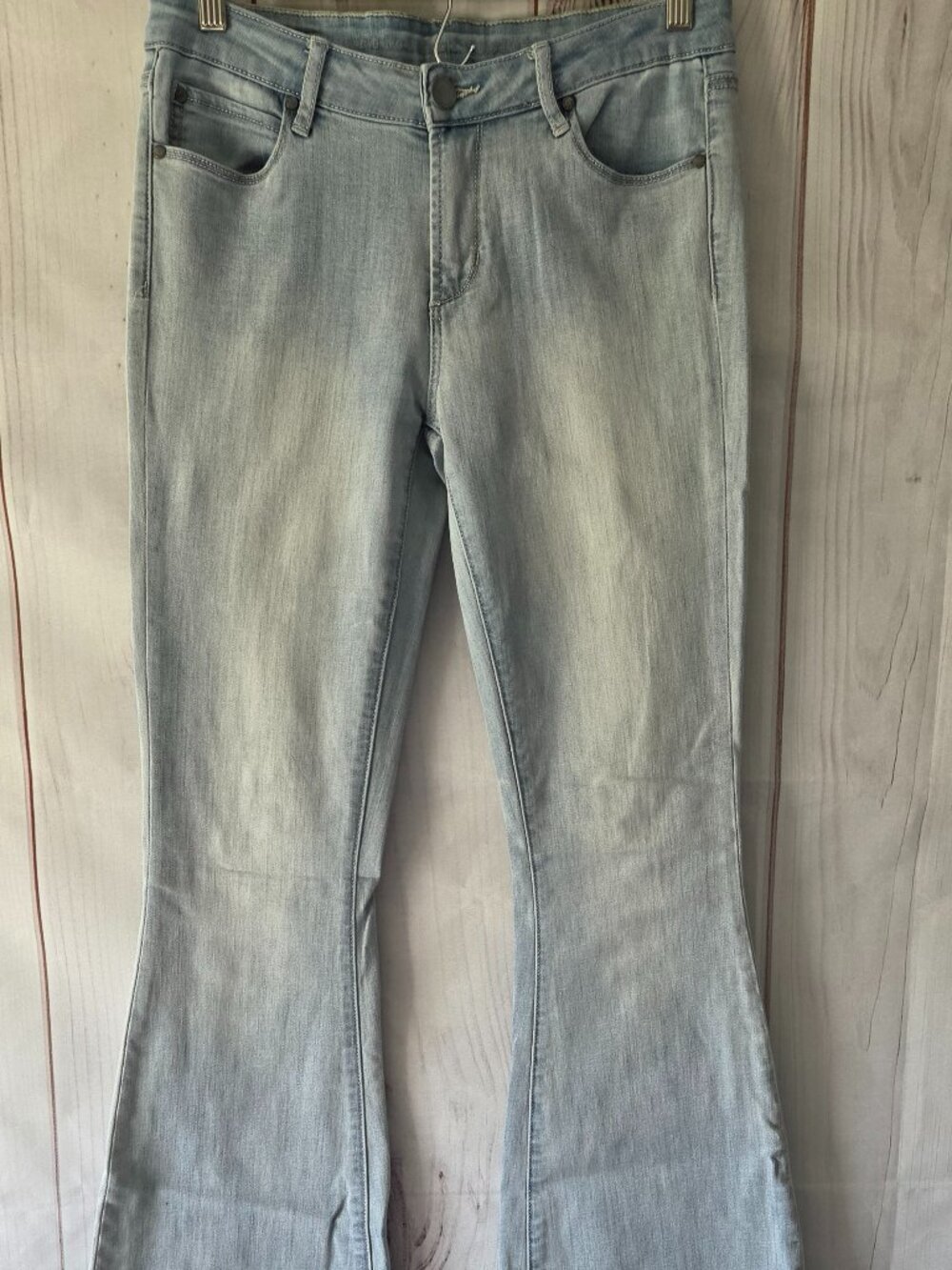 Articles of Society Flare Jeans, Women’s 27, light wash, raw frayed hem, stretch